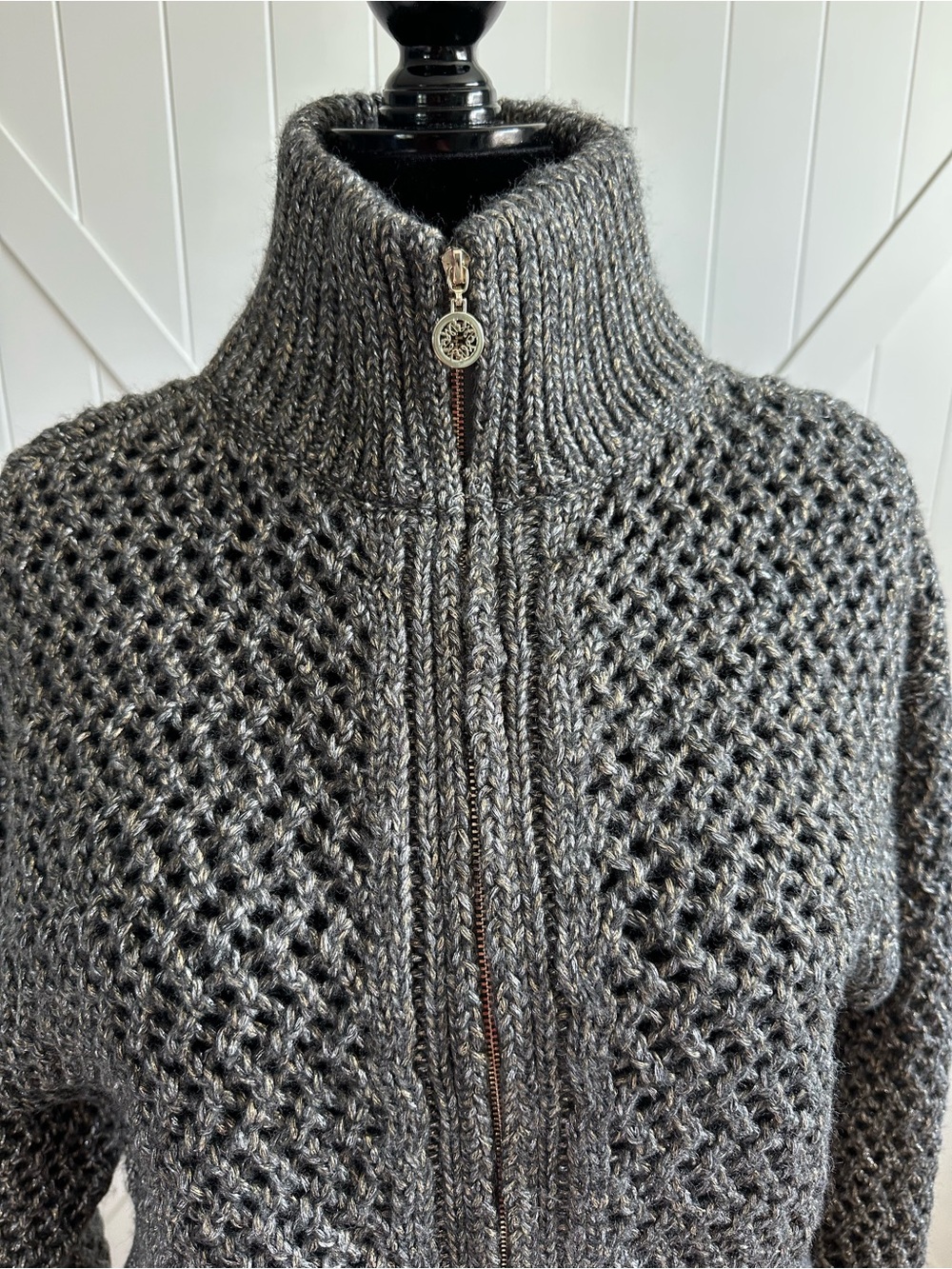 White House Black Market Large Gray Metallic Open Knit Zip Front Sweater - Picture 2 of 6